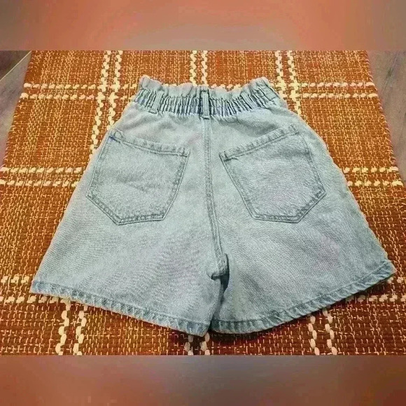 Zara High Waisted Denim Shorts Size 0 - Picture 6 of 9